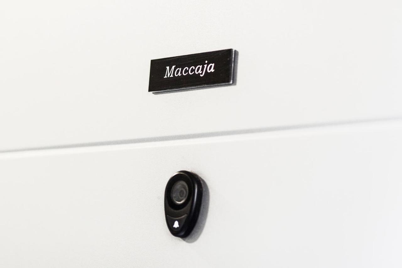 Maccaja House By Holidayhome24 Genoa Bagian luar foto